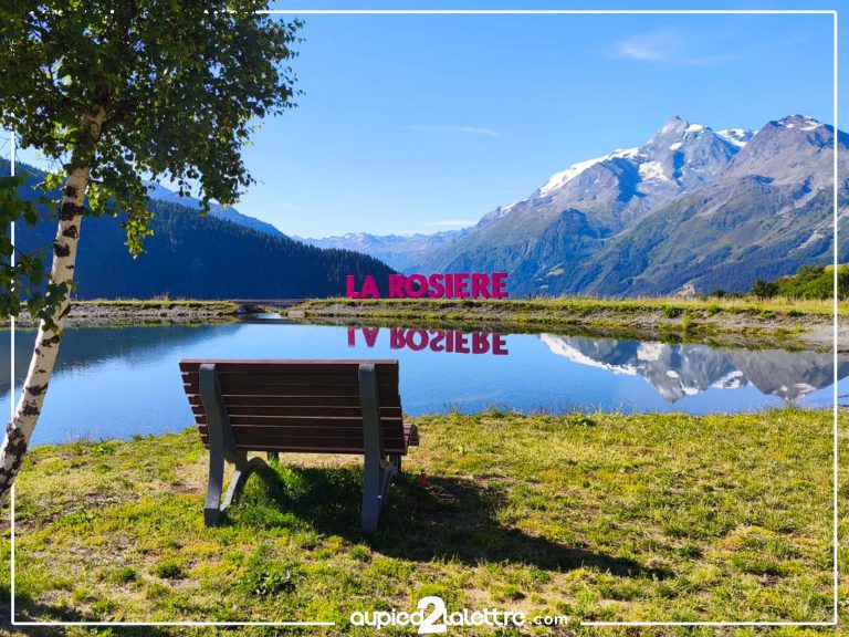 ville en grosses lettres