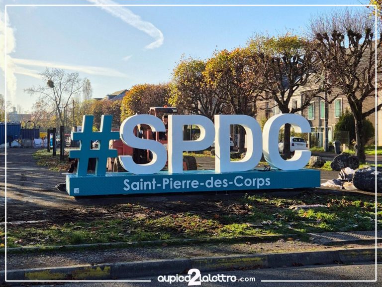Lettres monumentale pour les villes #SPDC
