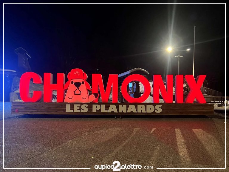 Lettres géante ville Chamonix