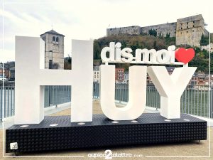 Lettres monumentales à Huy : fabrication et impact XXL